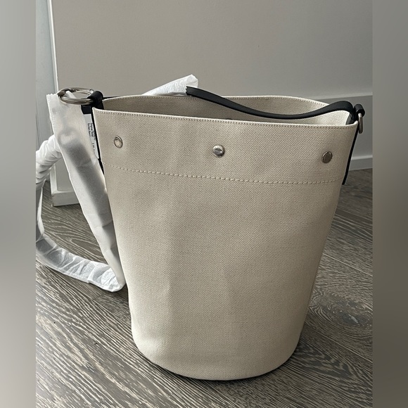 Saint Laurent Rive Gauche Linen Bucket bag / authentic/ never worn - Picture 4 of 4